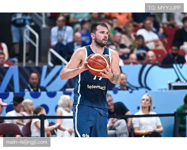 东契奇携手湖人冲击新赛季 球队战力升级场均得分有望突破20分